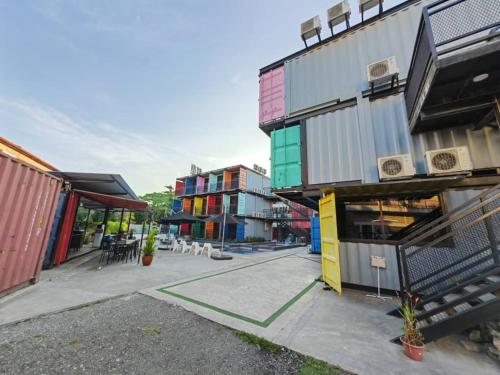 Bangunan di mana terletaknya hotel