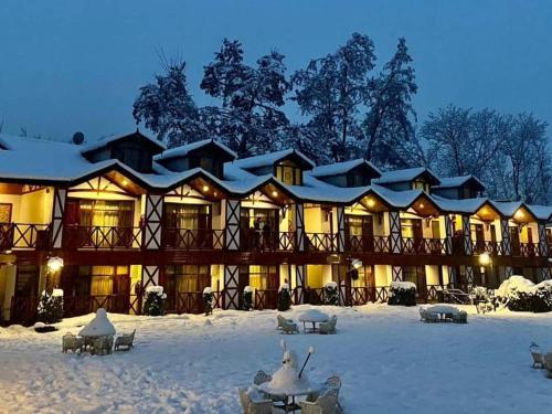 Fortune Resort Heevan, Srinagar - Member ITC Hotels' Group v zimě