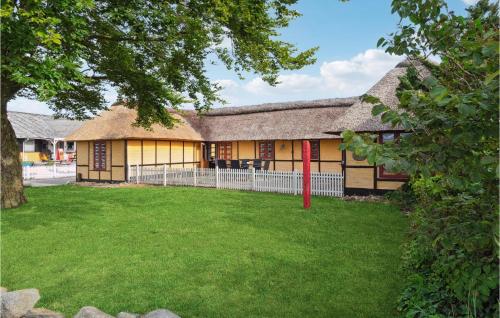 Gallery image of 2 Bedroom Cozy Home In Vesløs in Øsløs
