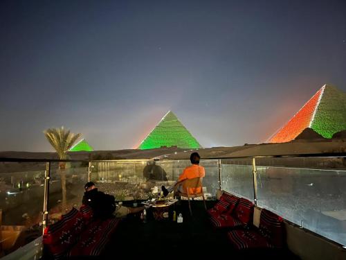 Bazén v ubytování Kemet Pyramids Room view nebo v jeho okolí