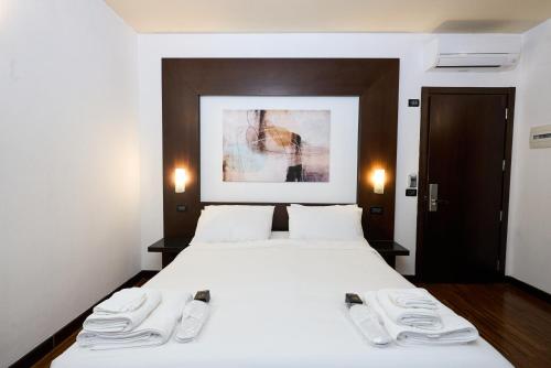 Gemini Rooms