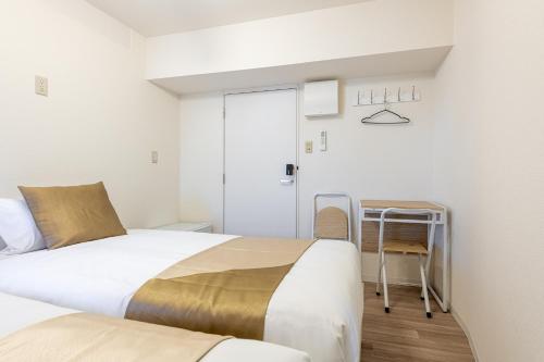 -Higashi-Shinjuku 1111- Within walking distance of Shinjuku Station!