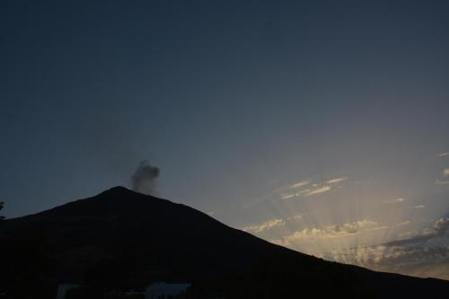 a hill with the sky in the background at Il Gabbiano Relais in Stromboli in Stromboli