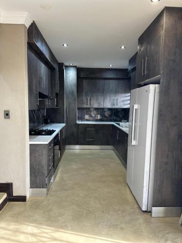 Dapur atau dapur kecil di Humdani Game Lodge