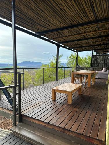 Landskap semula jadi dekat dengan lodge