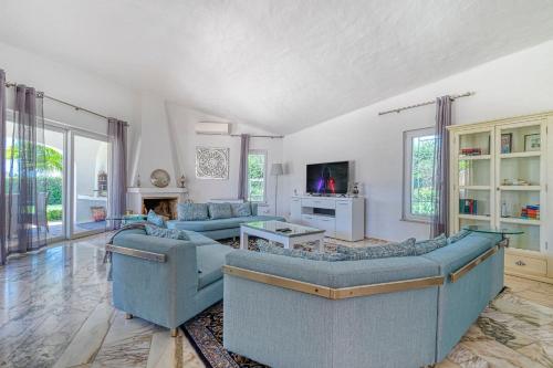 Golfinhos - MAGNIFICENT & SPACIOUS 5 BEDROOM VILLA