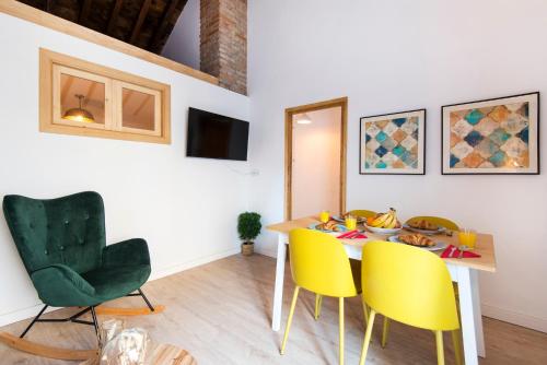 New MERCED SQUARE Penthouse