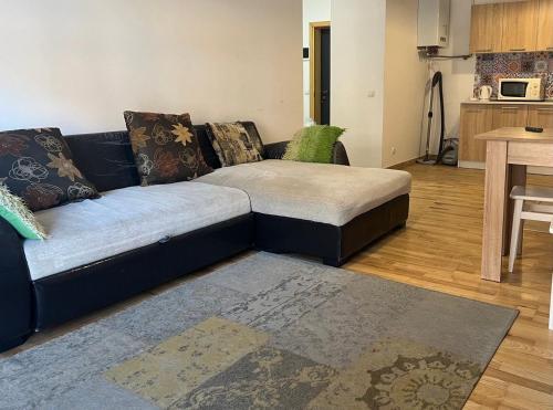 Кухня или мини-кухня в Apartments VIP AVALON
