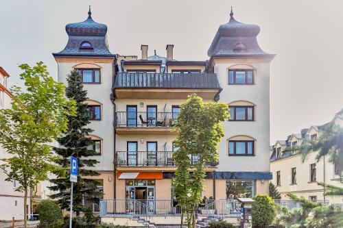 Żeromskiego 5 by Baltic Home