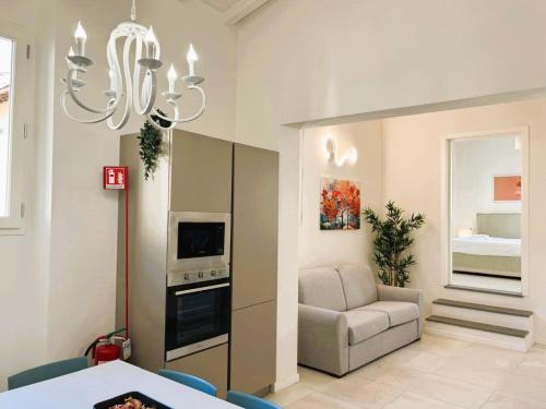 White Iris Apartment