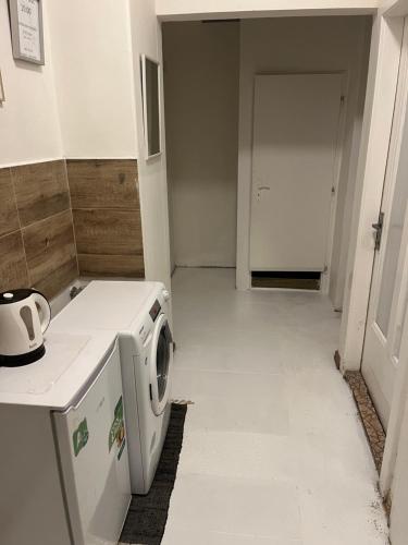 Kuchyň nebo kuchyňský kout v ubytování Old Town Single Room El Moly