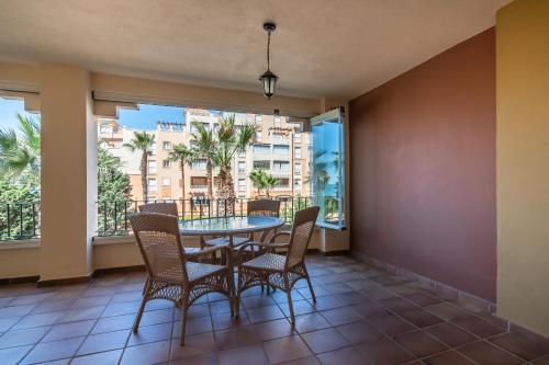 Los Cisnes by Ĥ - Playa de los Haraganes HLHC120P29