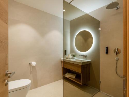 Un baño de Hotel Sonnschein