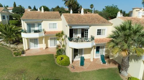 49 Presa da Moura - Superbly 2 Bed Townhouse