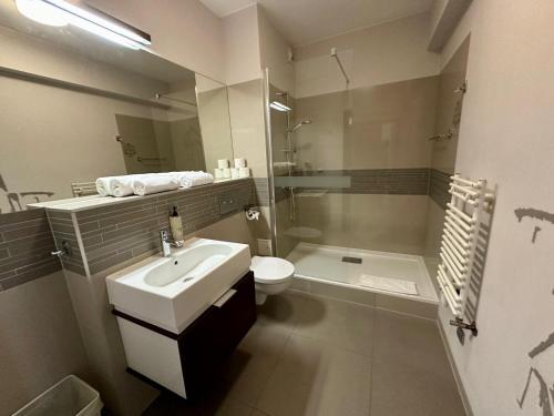 Ένα μπάνιο στο Golden Tulip Gdańsk Residence