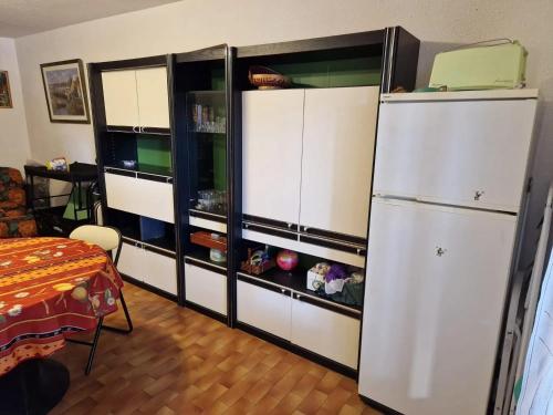 Photo de la galerie de l'établissement Maison accueillante à Le Barcarès avec jardin, au Barcarès