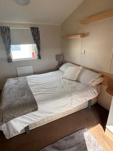 Gallery image of Beautiful , spacious two bedroom caravan home in Eastchurch