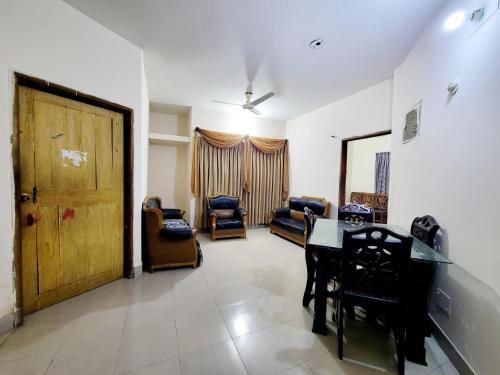 Full Two Bed Apartment in Dhaka