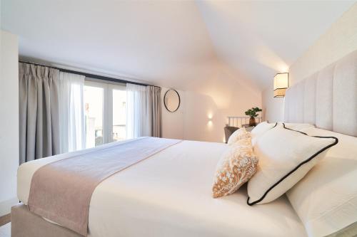 Select Malaga Suites