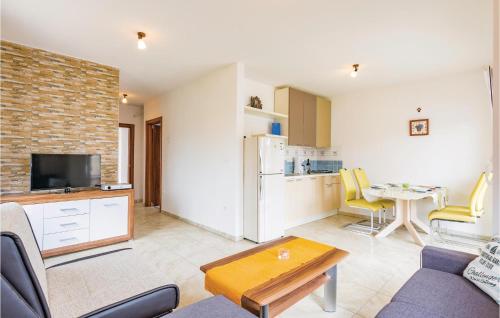 Kuchyň nebo kuchyňský kout v ubytování Holiday Home Valbandon I