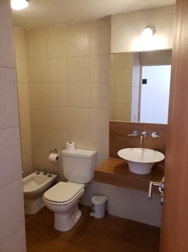 Ένα μπάνιο στο Alojamientos Bariloche