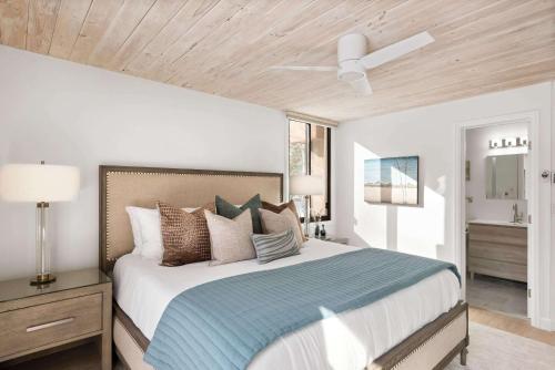 Renovated Riverfront 3 BR, 2 BA with Pool - Walk to Town! photo 3