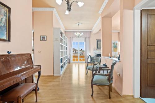 Artistic Apartment in Chania