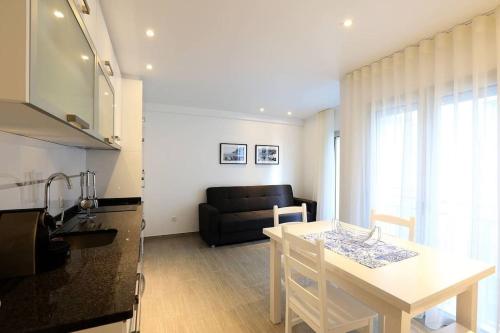 Wave Apartment