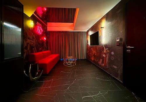 Posezení v ubytování SO City Hotel Adults Only