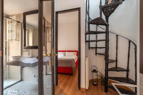 Via del Piè di Marmo Private Apartment