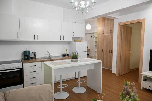 Joanna's Apartments