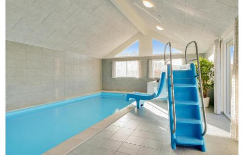 Bazén v ubytování Gorgeous Home In Grenaa With Sauna nebo v jeho okolí
