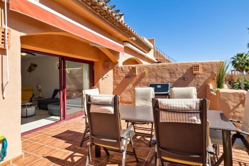 Prachtig penthouse met zeezicht en groot zonneterras photo 33