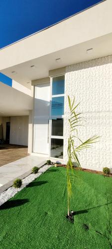 Taman di luar Carvalho House I