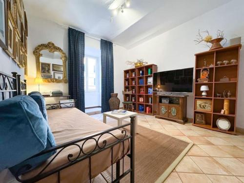 Vatican Art Apartment