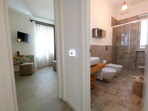 Koupelna v ubytování Apartments In Villa Selva, Locorotondo, Puglia