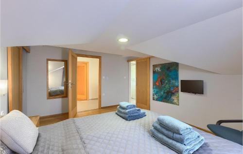 Ένα ή περισσότερα κρεβάτια σε δωμάτιο στο Villa Krase