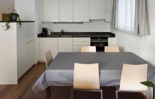 Kuchyň nebo kuchyňský kout v ubytování Apartment Topas