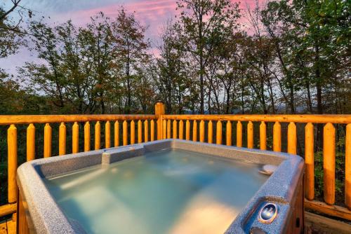 Deja View Serene Mountain Cabin for a Family Get-away with a Hot tub Sauna Fire pit that is Pet Friendly photo 3