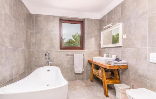 Gallery image of Beach Front Home In Linardici in Linardići