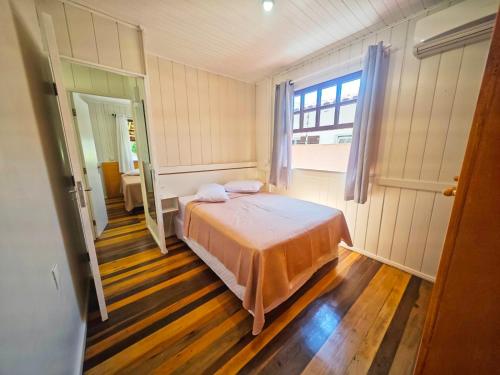 Ένα ή περισσότερα κρεβάτια σε δωμάτιο στο Las Rocas Bech House