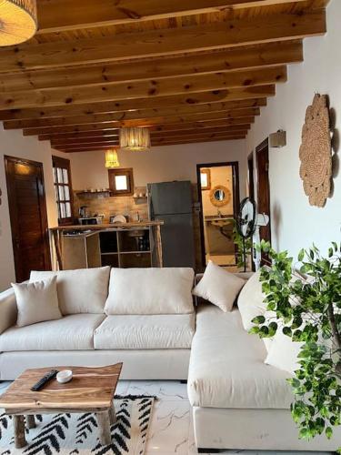 A sunny Bohemian chalet in Dahab