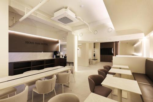 Kuchyň nebo kuchyňský kout v ubytování Seoul Inn Hotel by The Designers