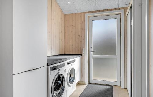 Φωτογραφία από το άλμπουμ του Cozy Home In Grenaa With Kitchen σε Grenå