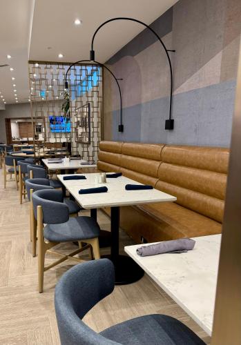 Et opholdsområde på Holiday Inn Burlington Conference Centre by IHG