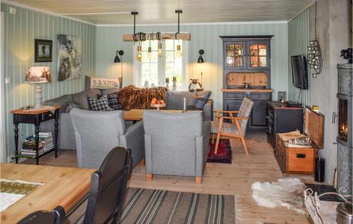Χώρος καθιστικού στο Pet Friendly Home In Uvdal With Wifi