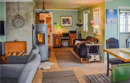 Χώρος καθιστικού στο Pet Friendly Home In Uvdal With Wifi
