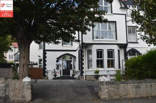 Abbey House – Photos 2