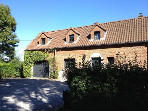 フェルイにあるEscape in a charming houseの煉瓦造りの家