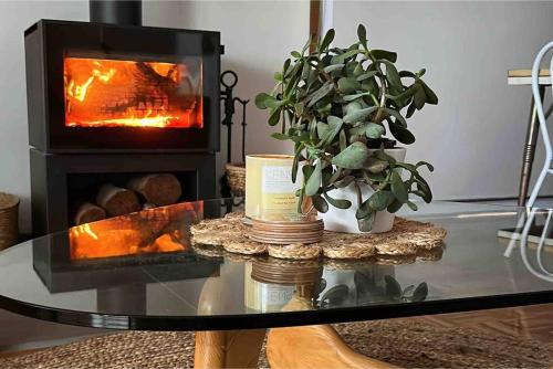 Φωτογραφία από το άλμπουμ του Seaside Beach Shakabode Retreat w Lovely Bay Views σε Surf Beach